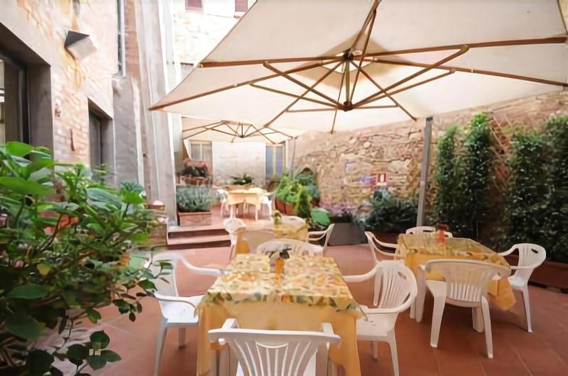 Albergo Duomo Montepulciano Exterior photo